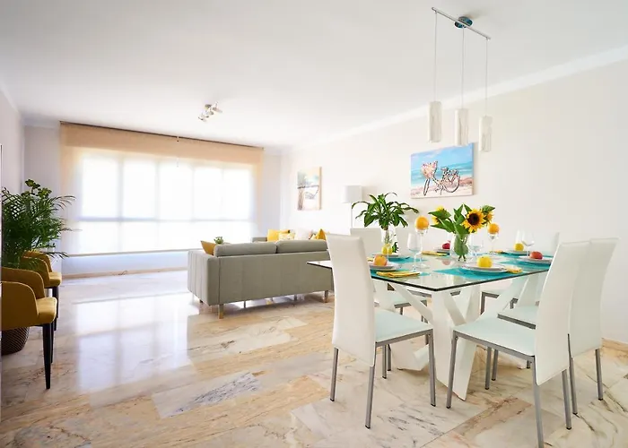 شقة Apartamento Malaga City Beach *